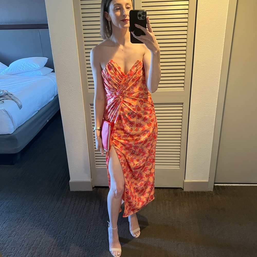 4SI3NNA Strapless Orange and Pink Floral Dress